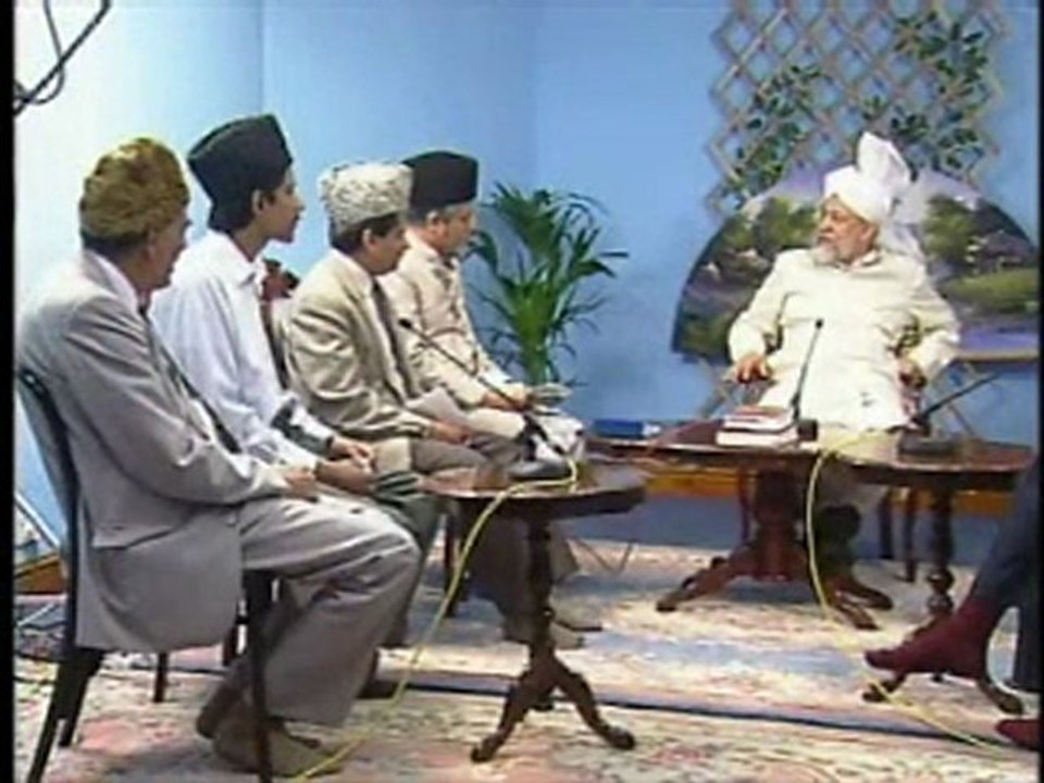 Unidentified Flying Objects (UFOs) (Urdu)