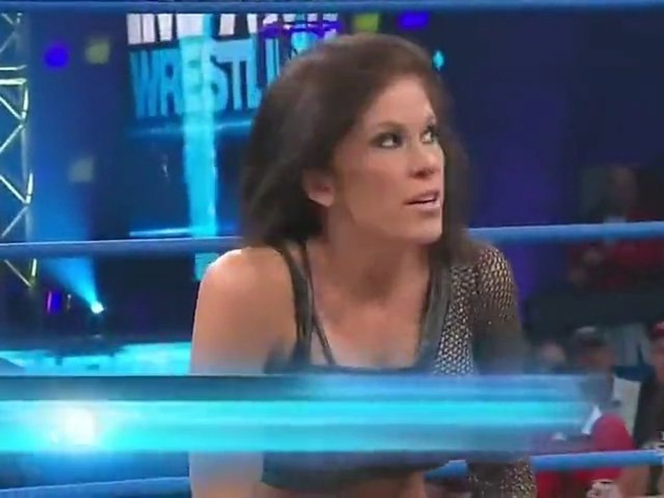 Traci Brooks vs. Madison Rayne