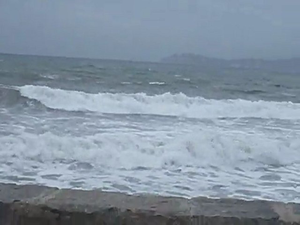 LE PRADET TEMPETE 16-12-11