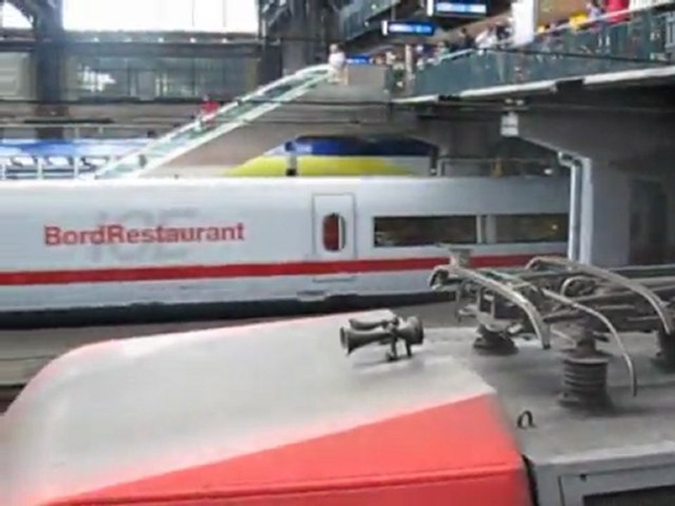 gare hambourg 1 arrivées train + ICE