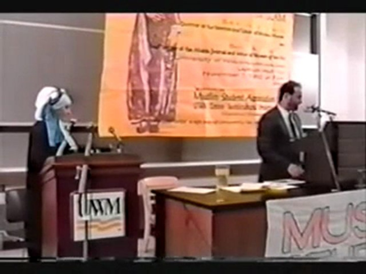 ⁣The Great Debate: Women's Rights & Roles in Islam ( Crossfire Session - 2 of 3 )