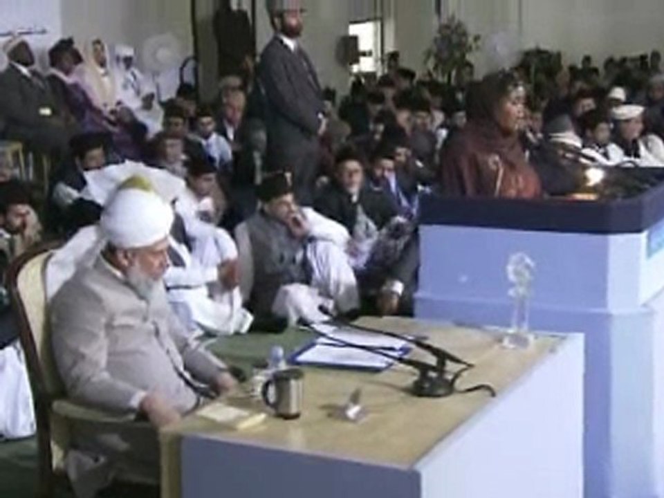 Jalsa Salana UK 2009 - Day 3 : VIP Addresses - Part 2 (English)