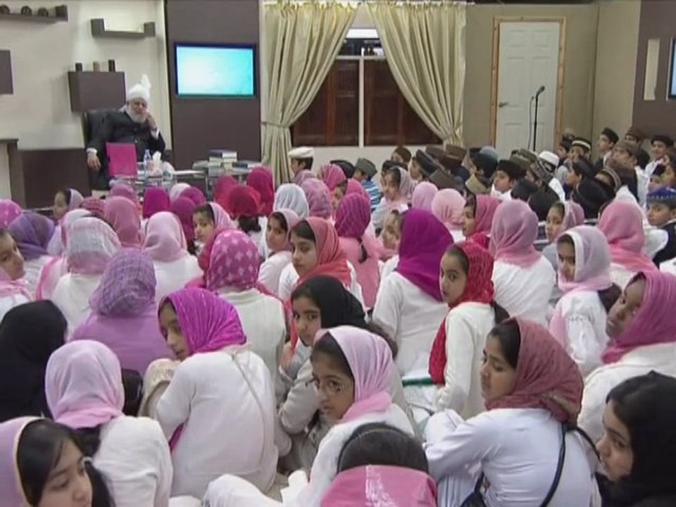 Bustane Waqfe Nau: 13th November 2010 (Part 1)