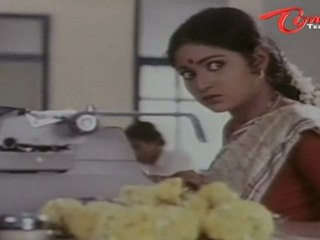 Rajendra Prasad Autograph On Sindhuja's Shirt - Telugu Comedy