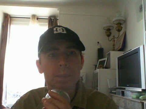 Wiwi égratigne atomic dog