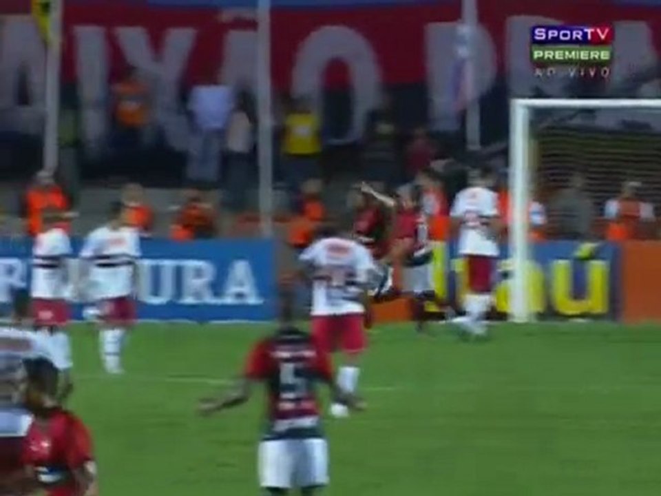 16/10/2011 - Atletico-GO 3x0 Sao Paulo - 2nd Half