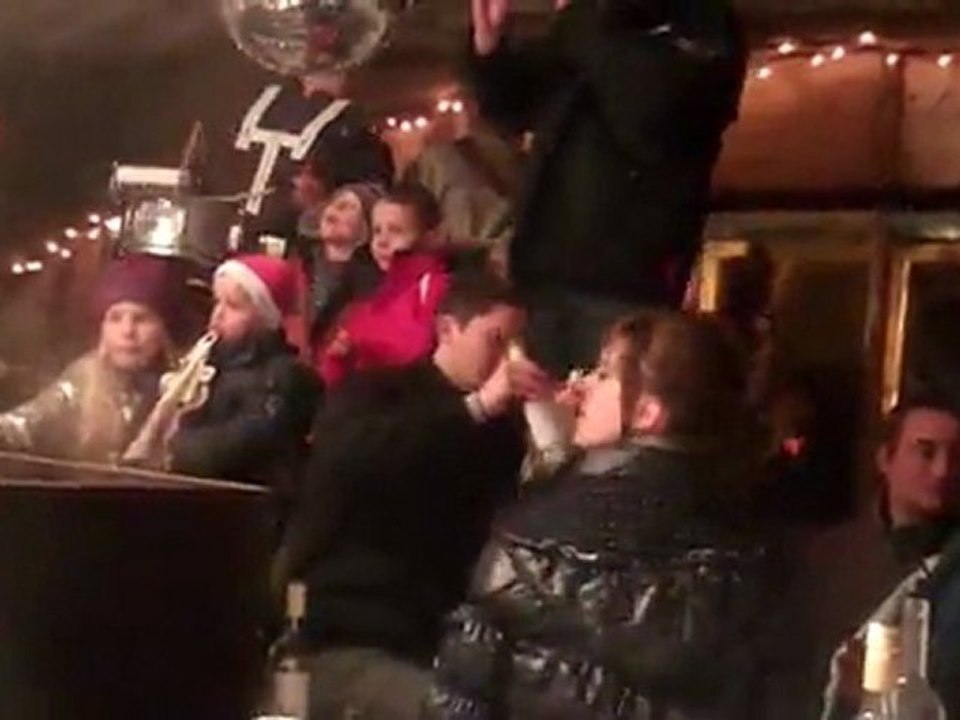 Binche en LIVE à la Patate Chaude au foie gras ! -17 Décembre 2011 Partie1