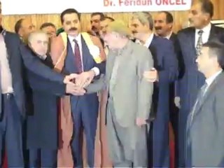 Şanlıurfa Bakan Faruk Çelik Barış yemeği