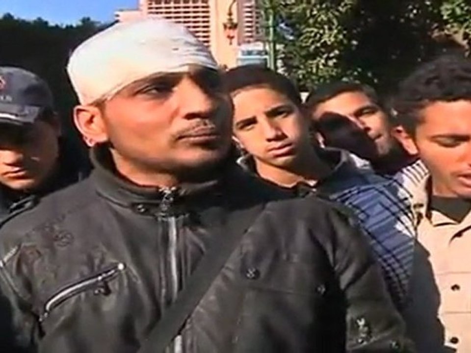 Troops, protesters clash in Cairo for third day
