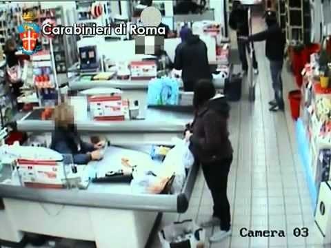 Roma - Rapina al supermercato C. Baronio
