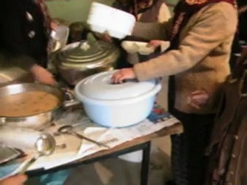 HALLI KÖYÜ AŞURE YEMEĞİ.