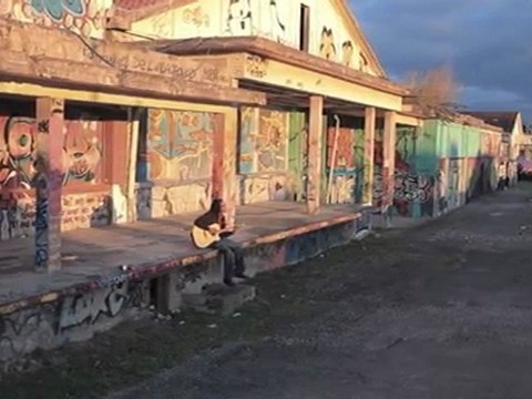 Love adan tchè mwen - E.sy Kennenga (CLIP 2011)