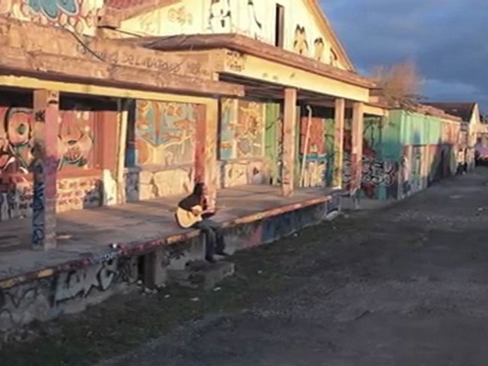 Love adan tchè mwen - E.sy Kennenga (CLIP 2011)