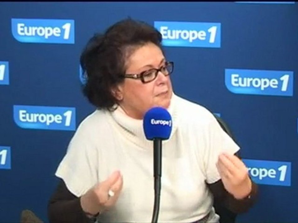 Christine Boutin menace l'Elysée d'"une bombe atomique"