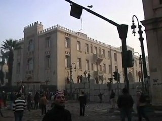 Calm returns to Tahrir after dawn raid