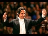 Napoli - Benigni al San Carlo al concerto di Riccardo Muti (live 17.12.11)