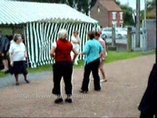 Mamy dancing