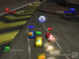 MicroMachines V4 (PS2) - Bataille dans le poulailler