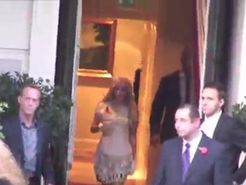 Lady gaga sahnt richtig ab