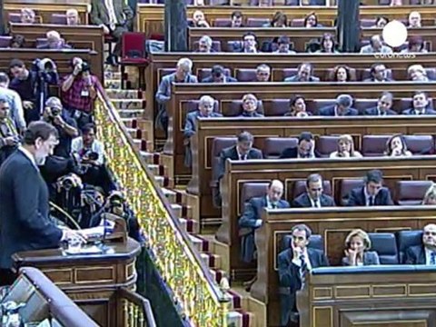 Spagna, Rajoy illustra il piano d'austerità