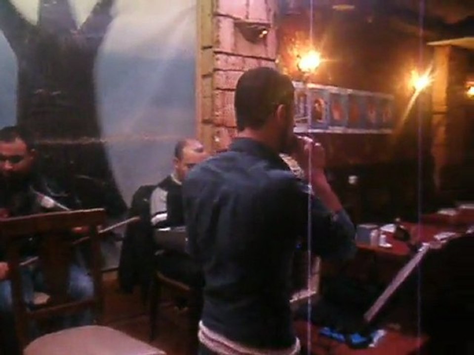 SERKAN SAĞLAM ( KADERİMSE CEKERİM ) CANLI PERFONMANS DENİZ TÜRKÜ EVİ 2011