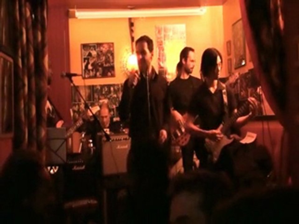 GOne - Blank Wall (Live)