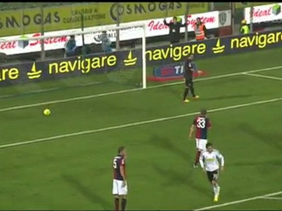 Adrian Mutu v Genoa 27 November 2011 HD