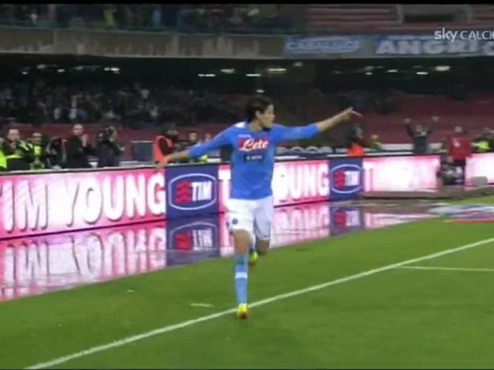 Edinson Cavani v Lecce 3 December 2011 HD