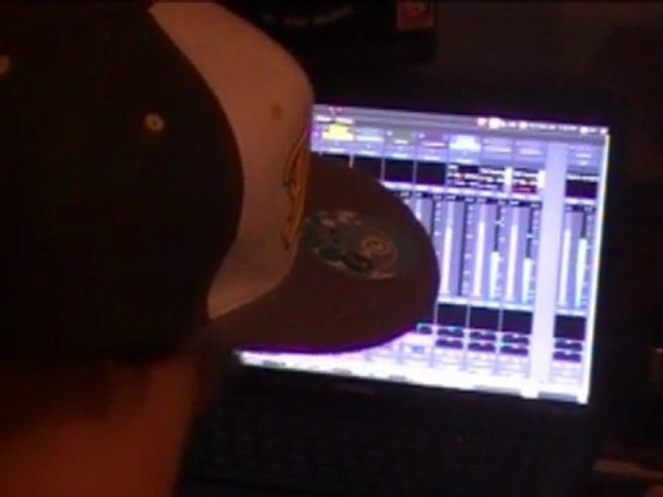 Myscier Blodya -SessioN Studio Forty_Two- FiGé - AAv3