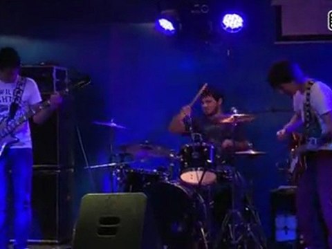 ÚLTIMO DÍA – Esnatu Naiz @ Barruti Rock (30/11/11)