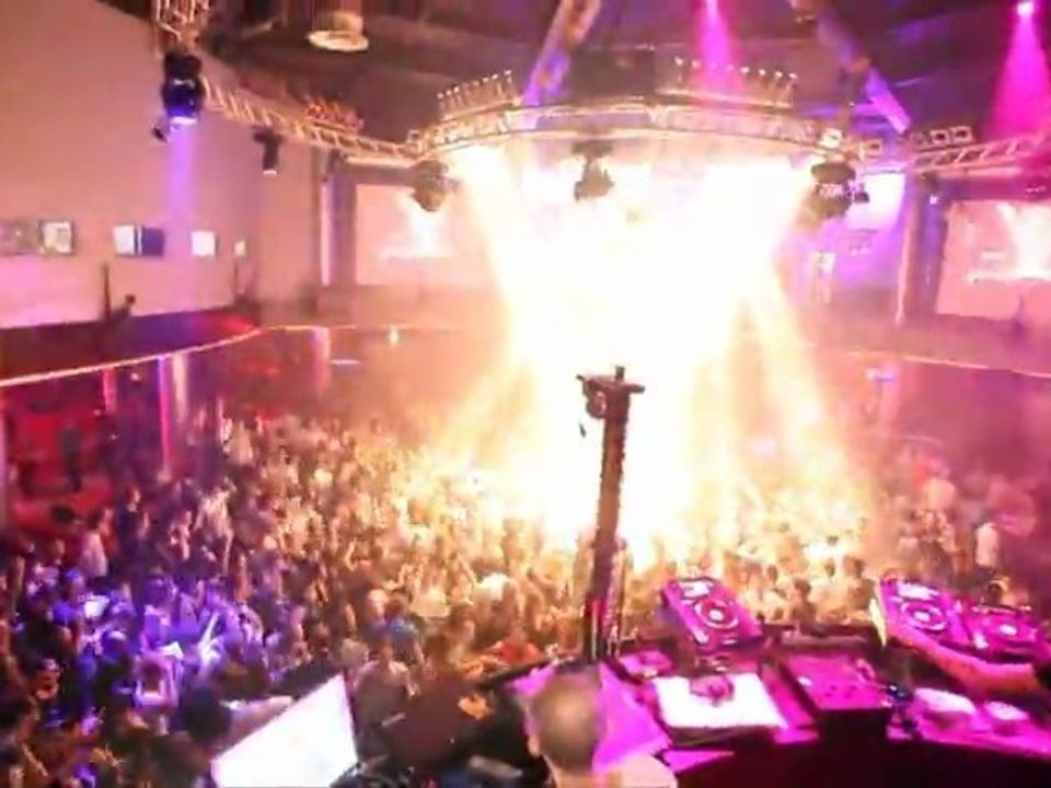 Soirée ETUDIANTE BLOC SANTE - Jeudi 15 Décembre @ B.BOX CLUB