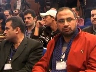 Syria agrees to monitors