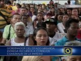 Capriles Radonski entrega recursos a Consejos Comunales de Petare