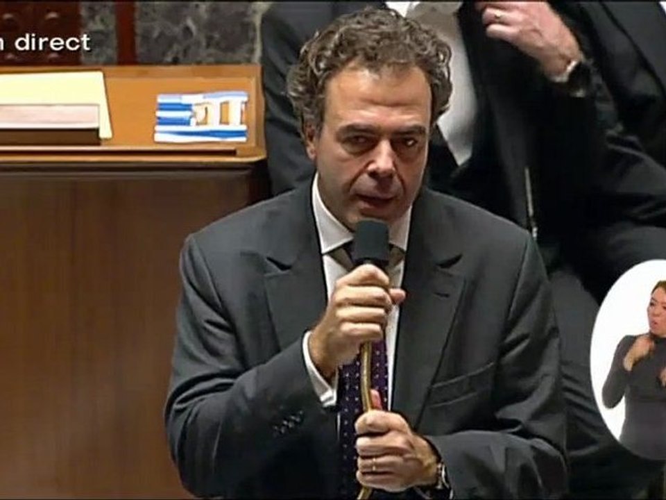 Luc Chatel - Questions au Gouvernement - 20 décembre 2011 - 1/3