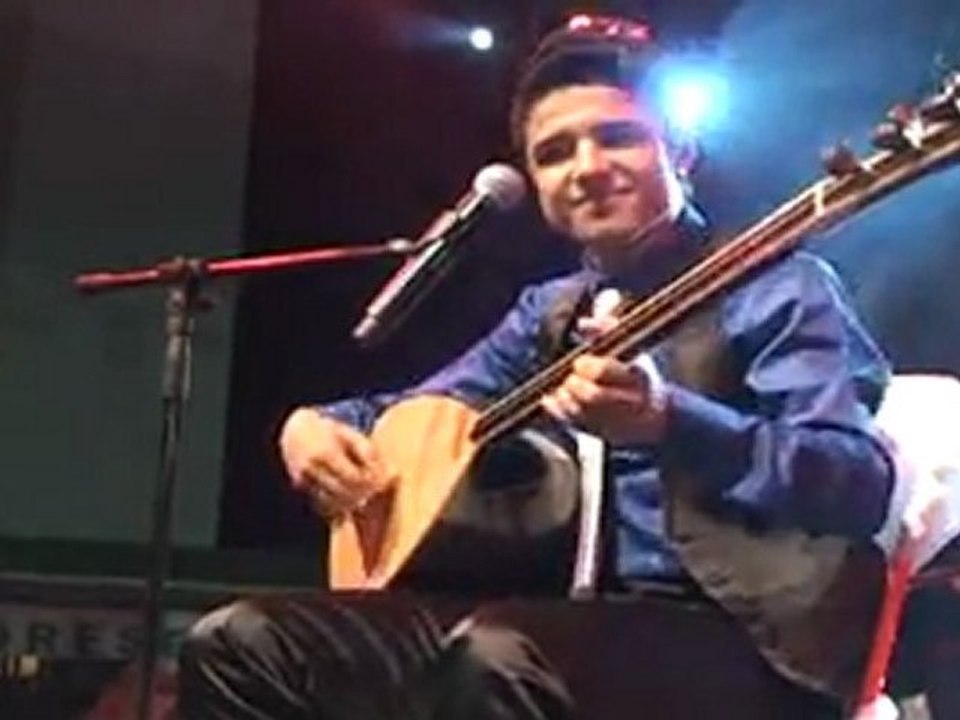 ÖZGÜR CAN ÇOBAN KAMAN KONSERİ