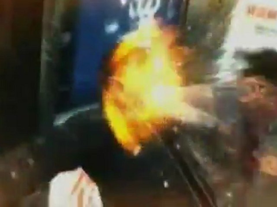 Yakuza 3 (PS3) - Gameplay Combat - Dans la rue