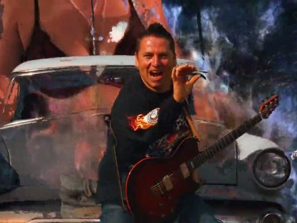 Mario Benjamin - Je roule au son du rock' n roll (VIDÉOCLIP) VERSION  2011 courte