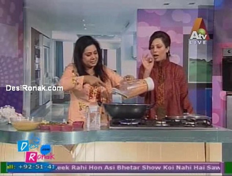 Morning With Farah By Atv - 21st December 2011 p3
