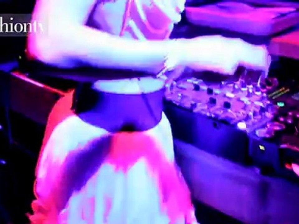 DJ Niki Belucci @ Octopus Club - Tel Aviv 2011 | FTV