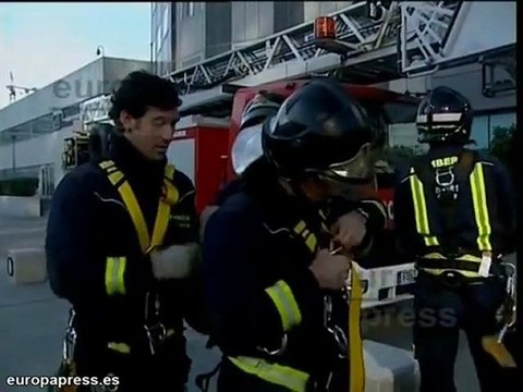Bomberos visitan a Niños en el Hospital La Paz