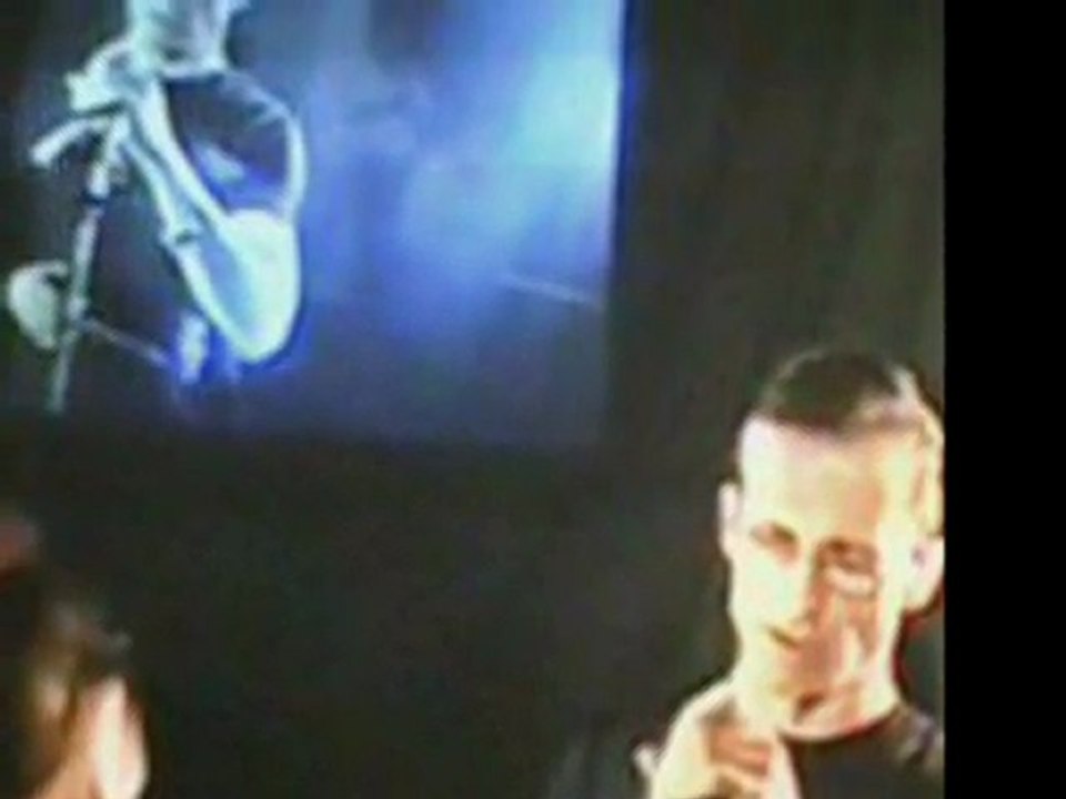 Şair yazar Sanatçı   Radyo Proğramcısı İhsan TAŞDELEN Şair Yazar Ramazan HOŞ un şiirini seslendirdi