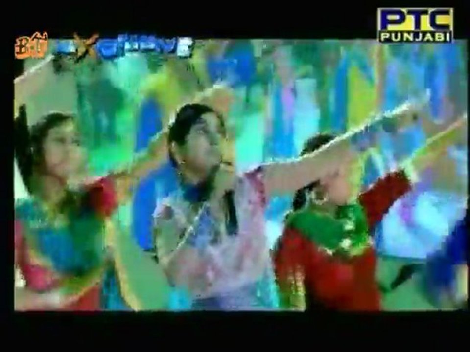 Miss Pooja -Taj Mahal