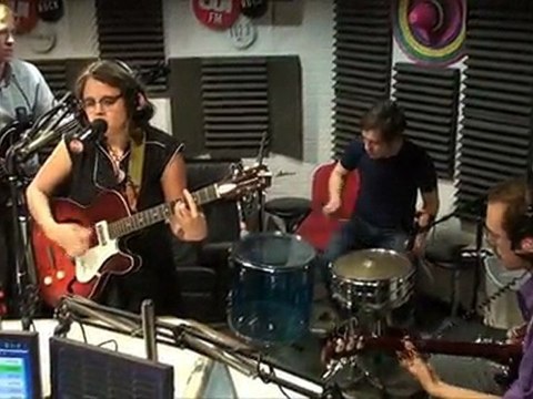 Sallie Ford & The Sound Outside - I Swear - Session Acoustique OÜI FM
