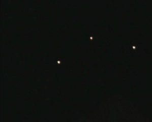 Sphères en formation "triangle" en direct !!! Aout 2010 St martin d'auxigny 18110