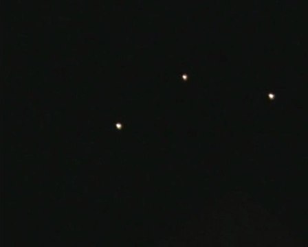 Sphères en formation triangle en direct !!! Aout 2010 St martin d'auxigny 18110