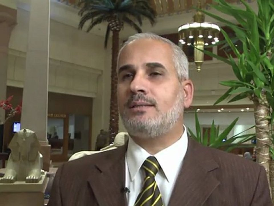 Palestinian factions begin key Cairo talks