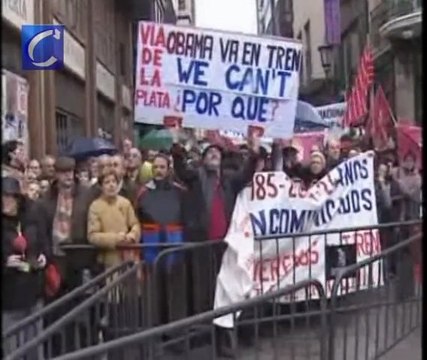 Abucheos a Zapatero y Rubalcaba en la cumbre de Zamora