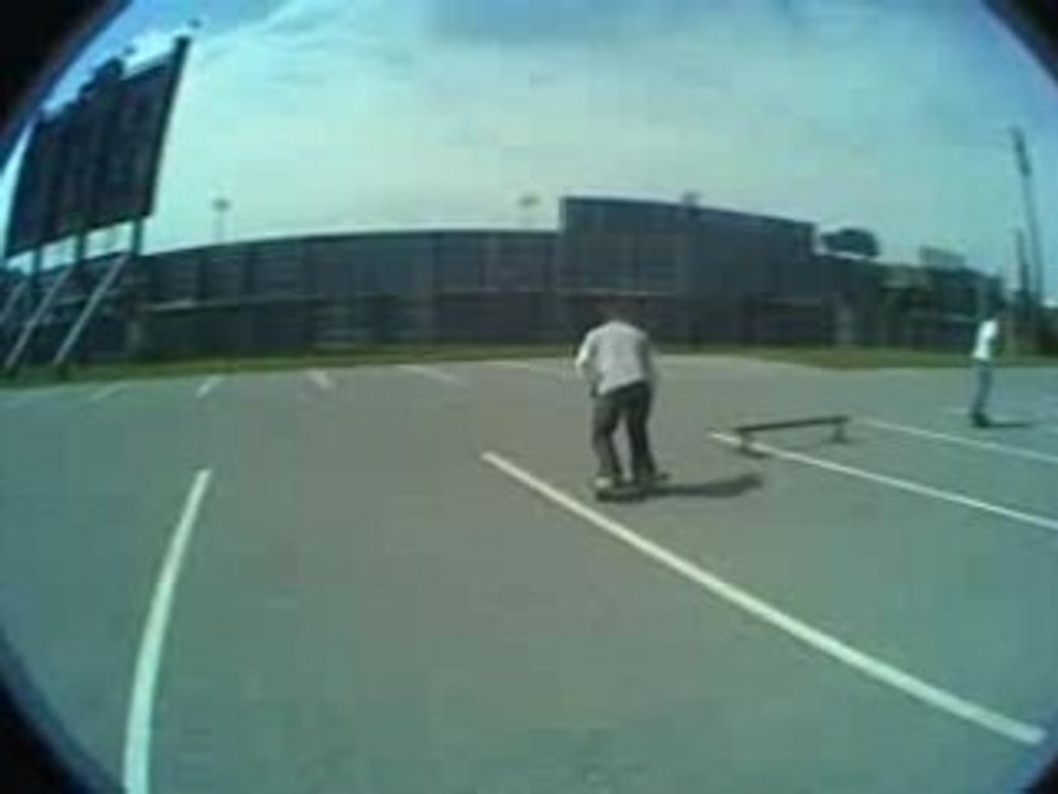 Parking Sk8ing (: