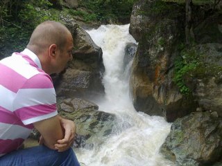 YARIM BIRAKTIN   SOLİST: ÖZGÜR GÜNEY