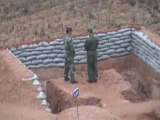 Un militaire chinois lance une grenade FAIL